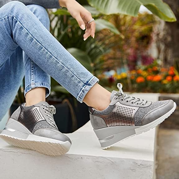 Zapatos de mujer con tacón de cuña