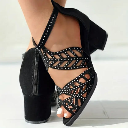 Zapatos de charol con cremallera y diamantes de imitación