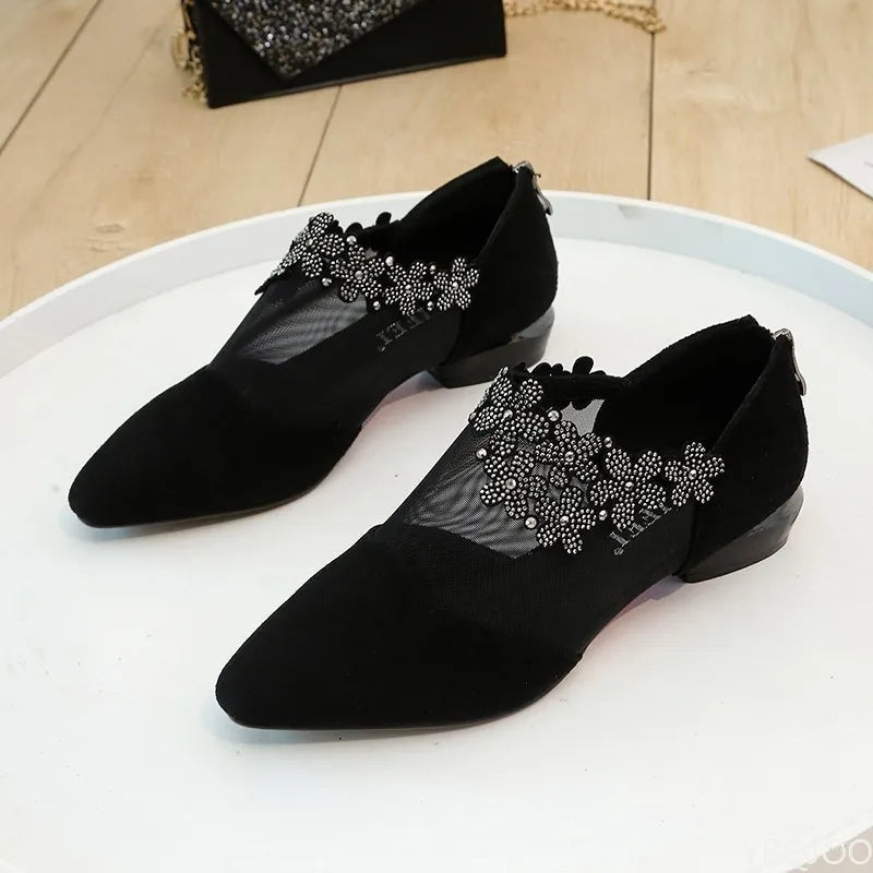 Zapatos casual glamurosos y frescos