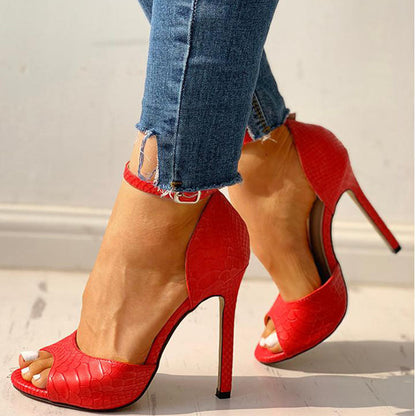 Tacones ortopédicos de verano con estilo y soporte