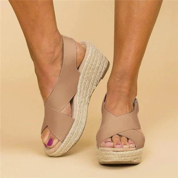 Elegantes y detalladas sandalias de apoyo para el verano