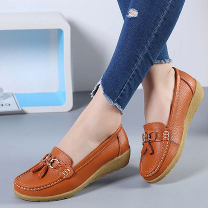 Mocasines de cuña baja para mujer