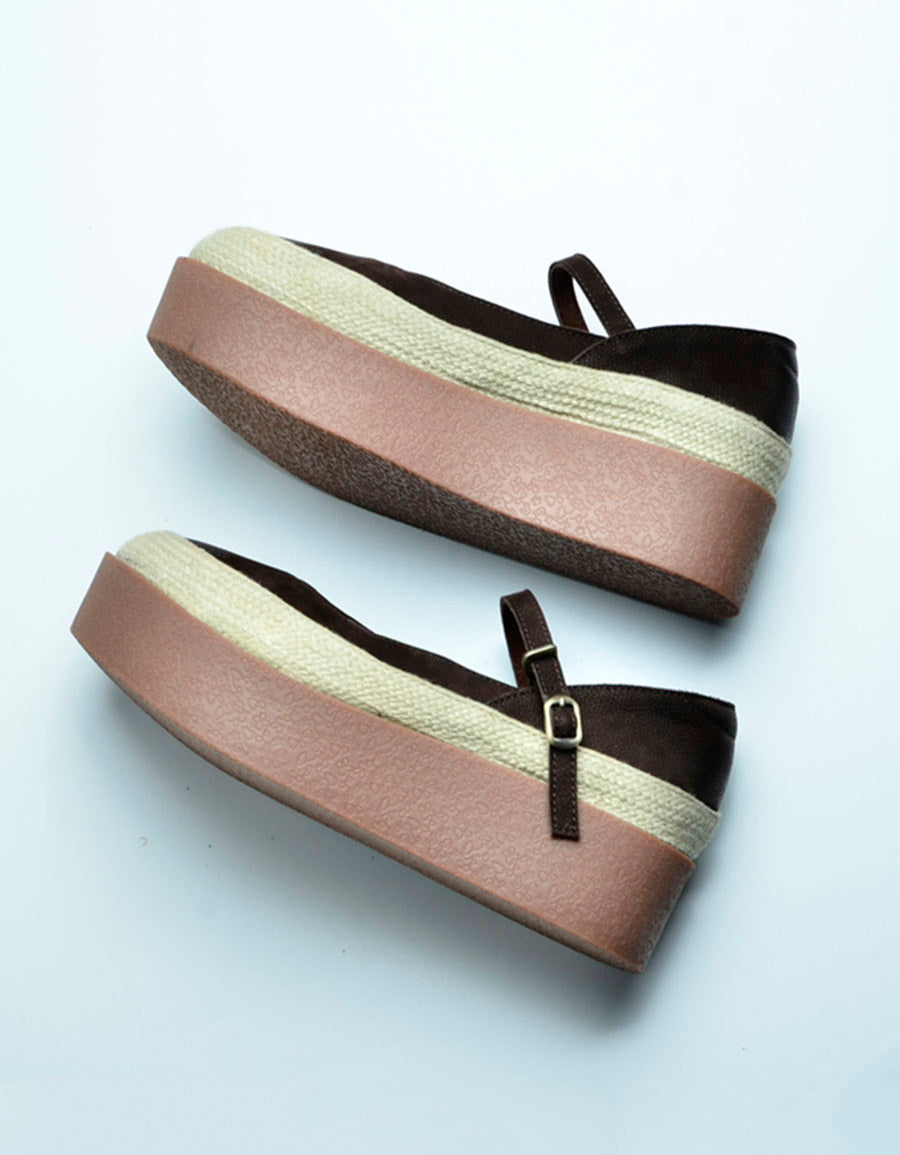Zapatos ortopédicos de verano, cómodos y modernos