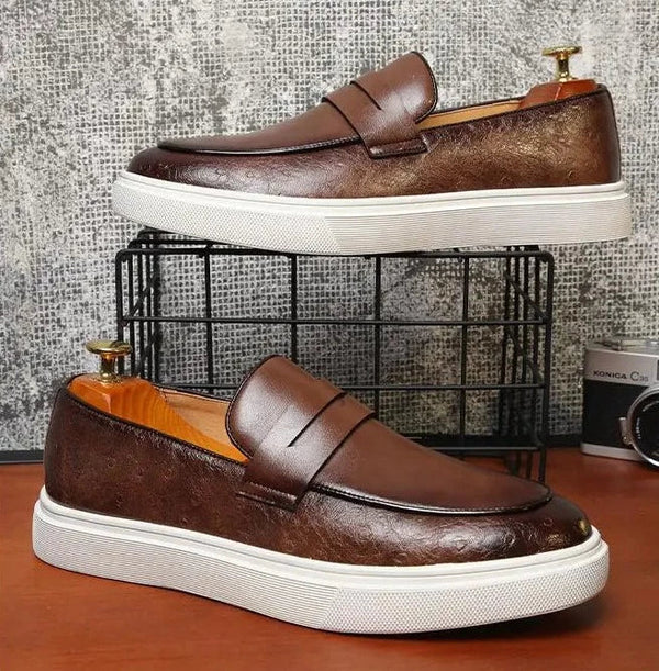 Zapatos ortopédicos de verano, cómodos y modernos
