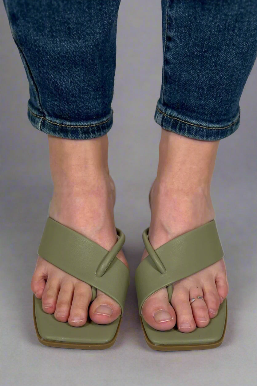 Sandalias ortopédicas de verano, cómodas y modernas
