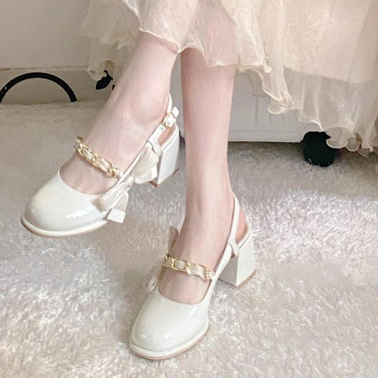 Elegantes y detalladas sandalias de apoyo para el verano