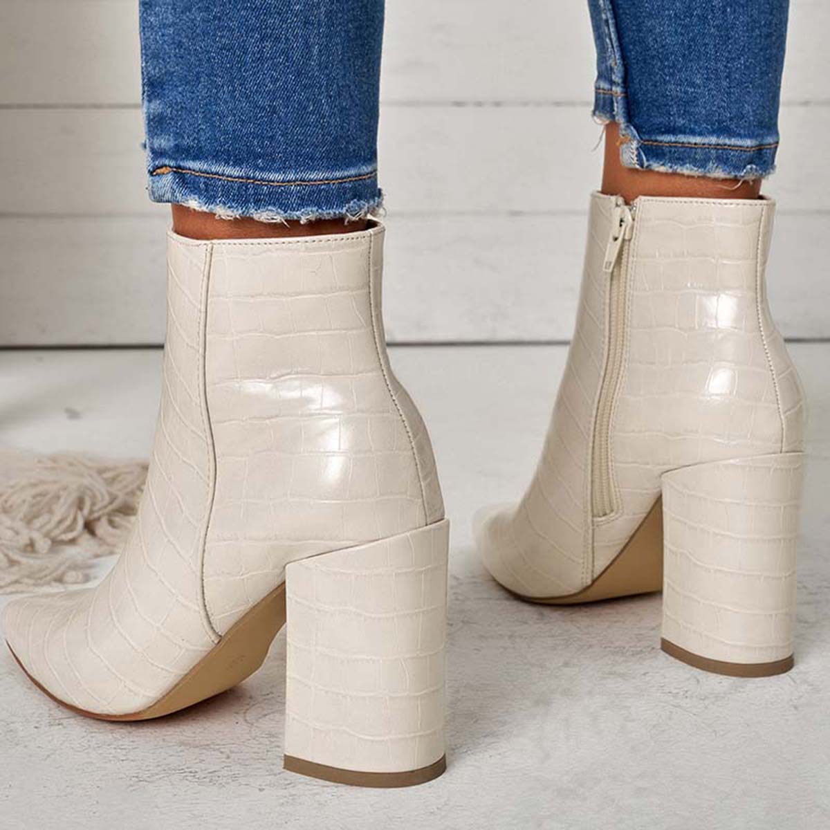 Botas ortopédicas versátiles y de apoyo para el verano