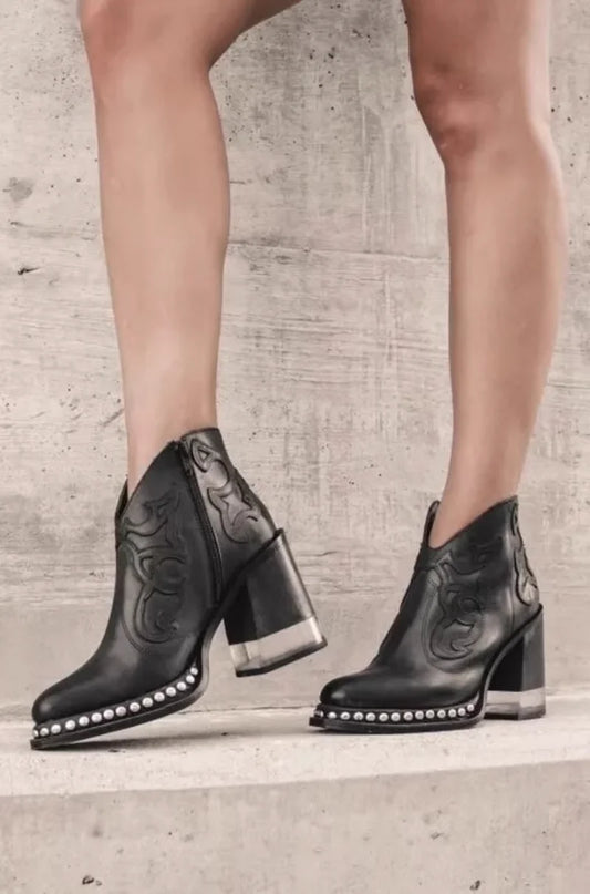Botas ortopédicas, cómodas y modernas