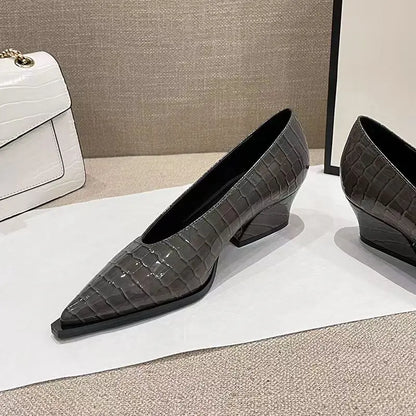 Tacones ortopédicos de moda y de apoyo