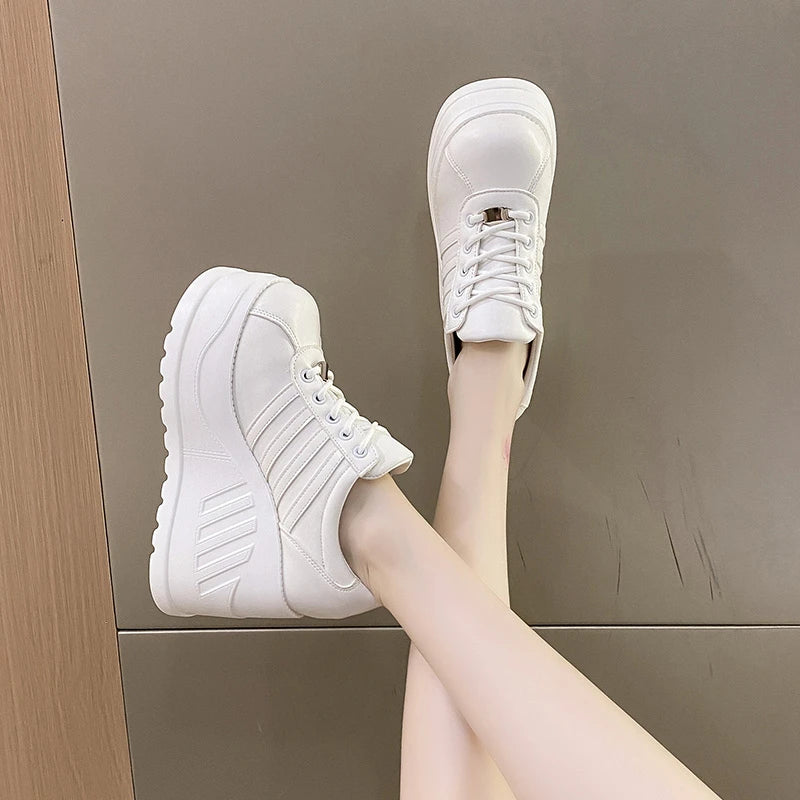 Tacones ortopédicos de moda y de apoyo