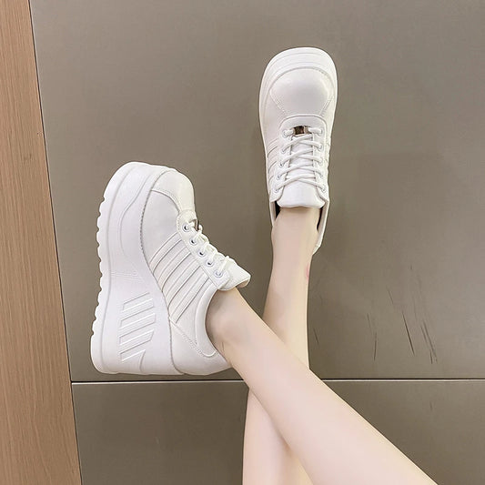 Tacones ortopédicos de moda y de apoyo
