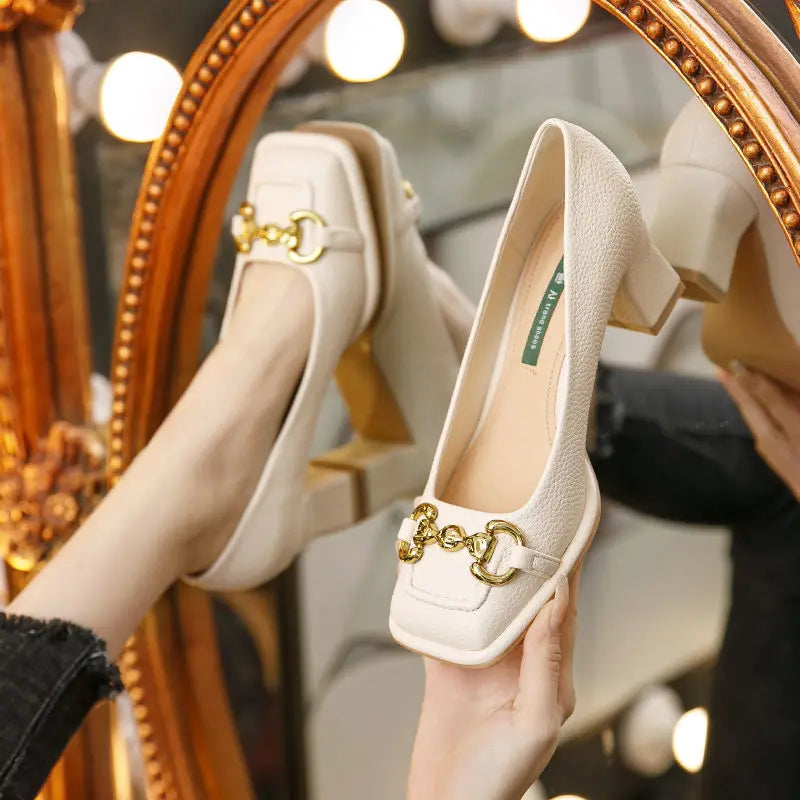 Tacones ortopédicos de apoyo y a la moda