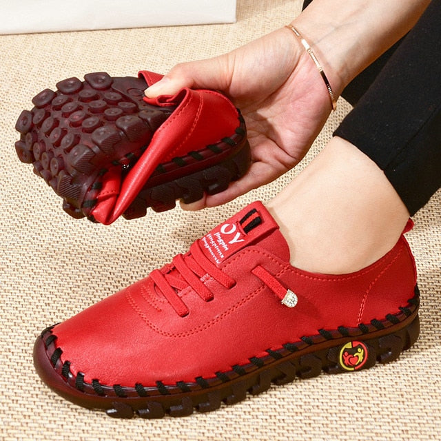 Zapatos planos de piel con fondo blando para mujer