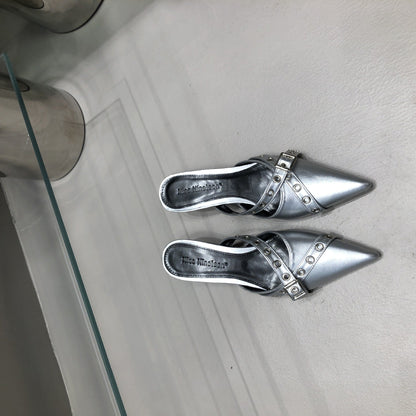 Mocasines ortopédicos sencillos y transpirables