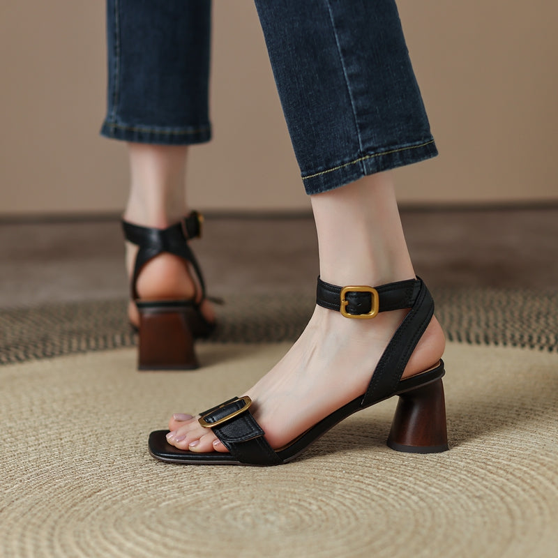 Sandalias ortopédicas de moda para el verano