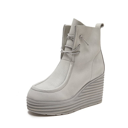 Botas ortopédicas de verano, cómodas y modernas.