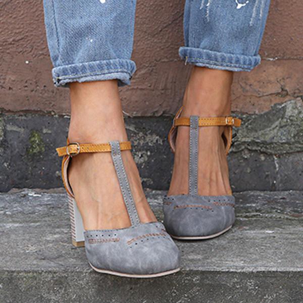 Elegantes y detallados tacones de apoyo para el verano