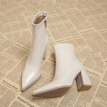 Botas ortopédicas para el verano, modernas y cómodas