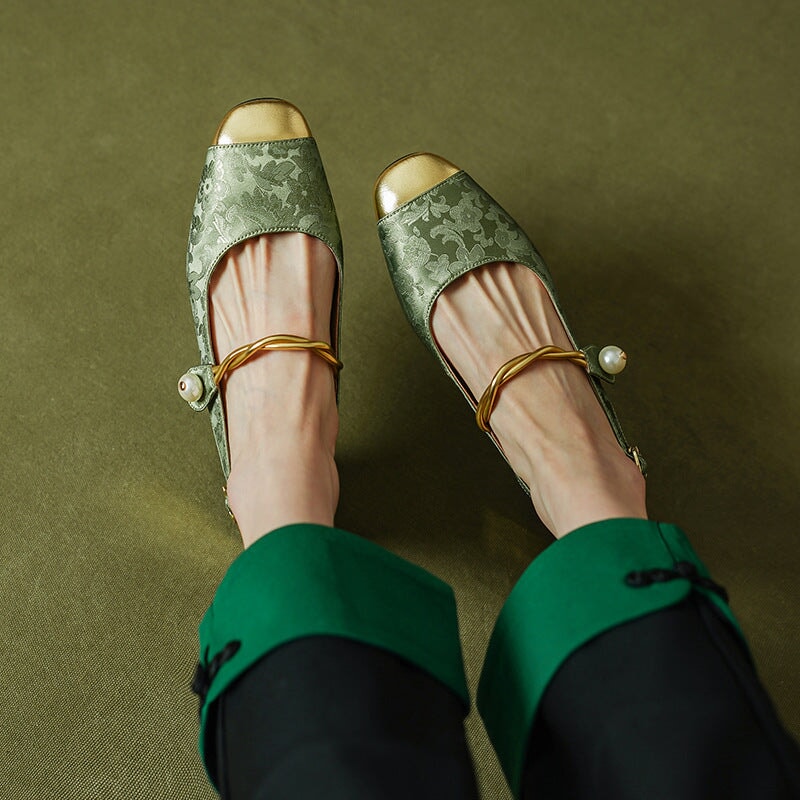 Elegantes y detalladas sandalias de apoyo para el verano