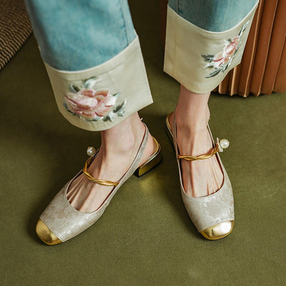Elegantes y detalladas sandalias de apoyo para el verano